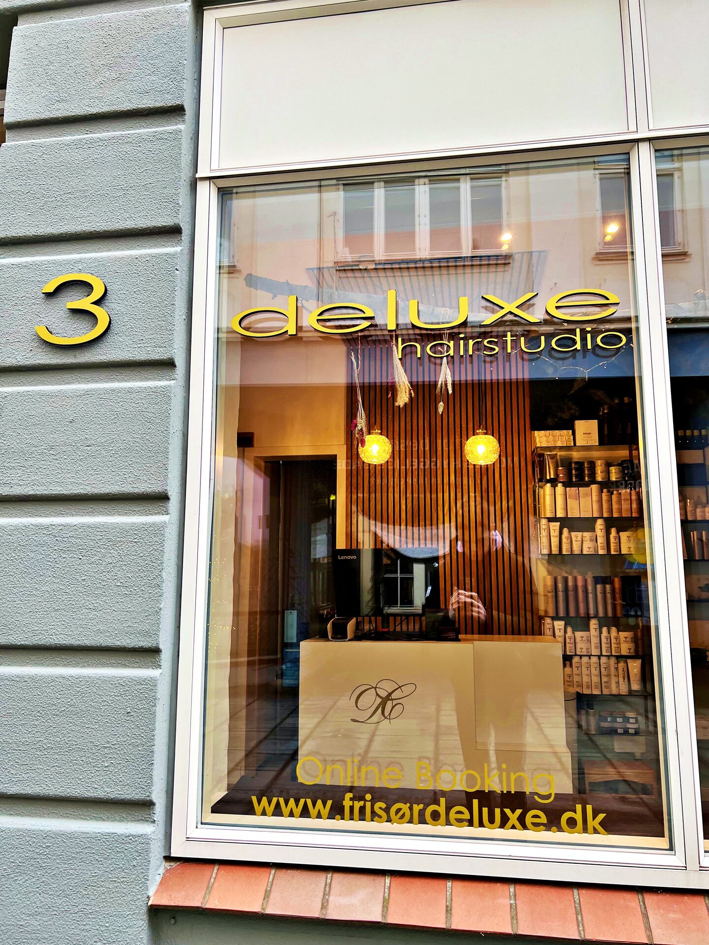 Detalje fra salonens indretning
